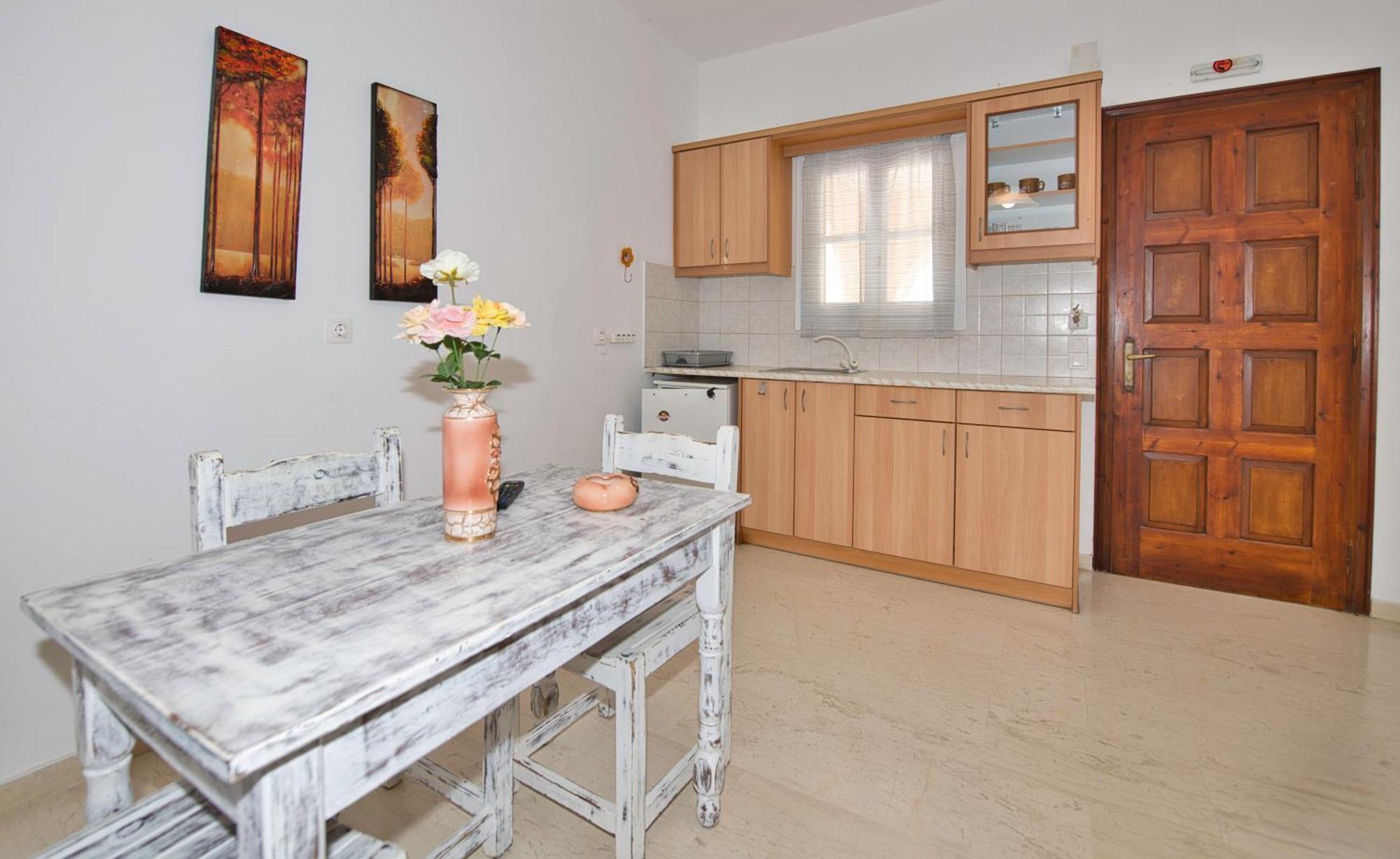 Ira Apartments Kamári Kültér fotó