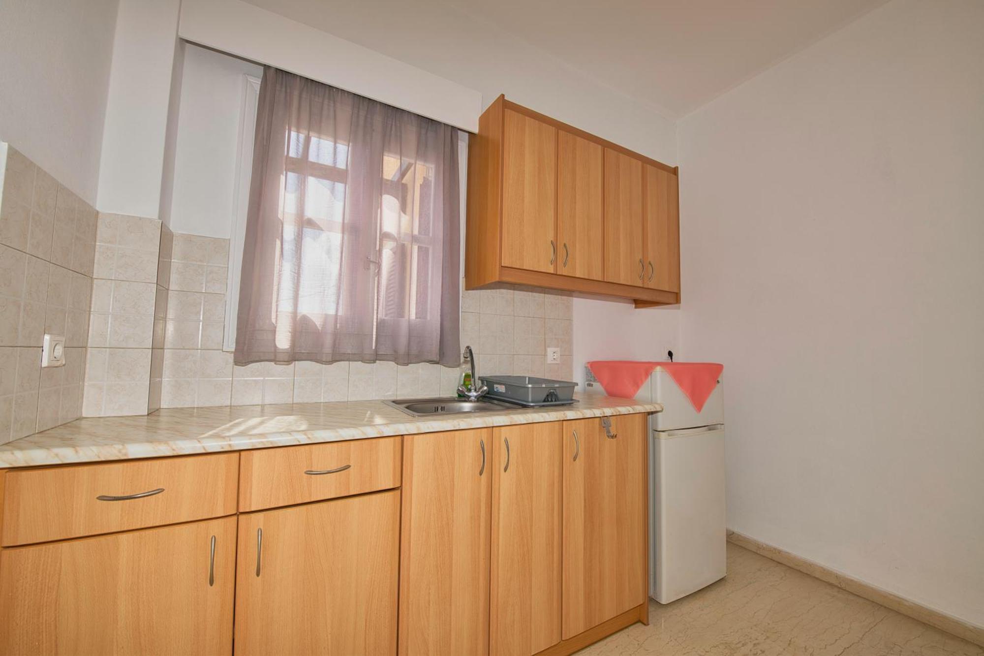 Ira Apartments Kamári Kültér fotó