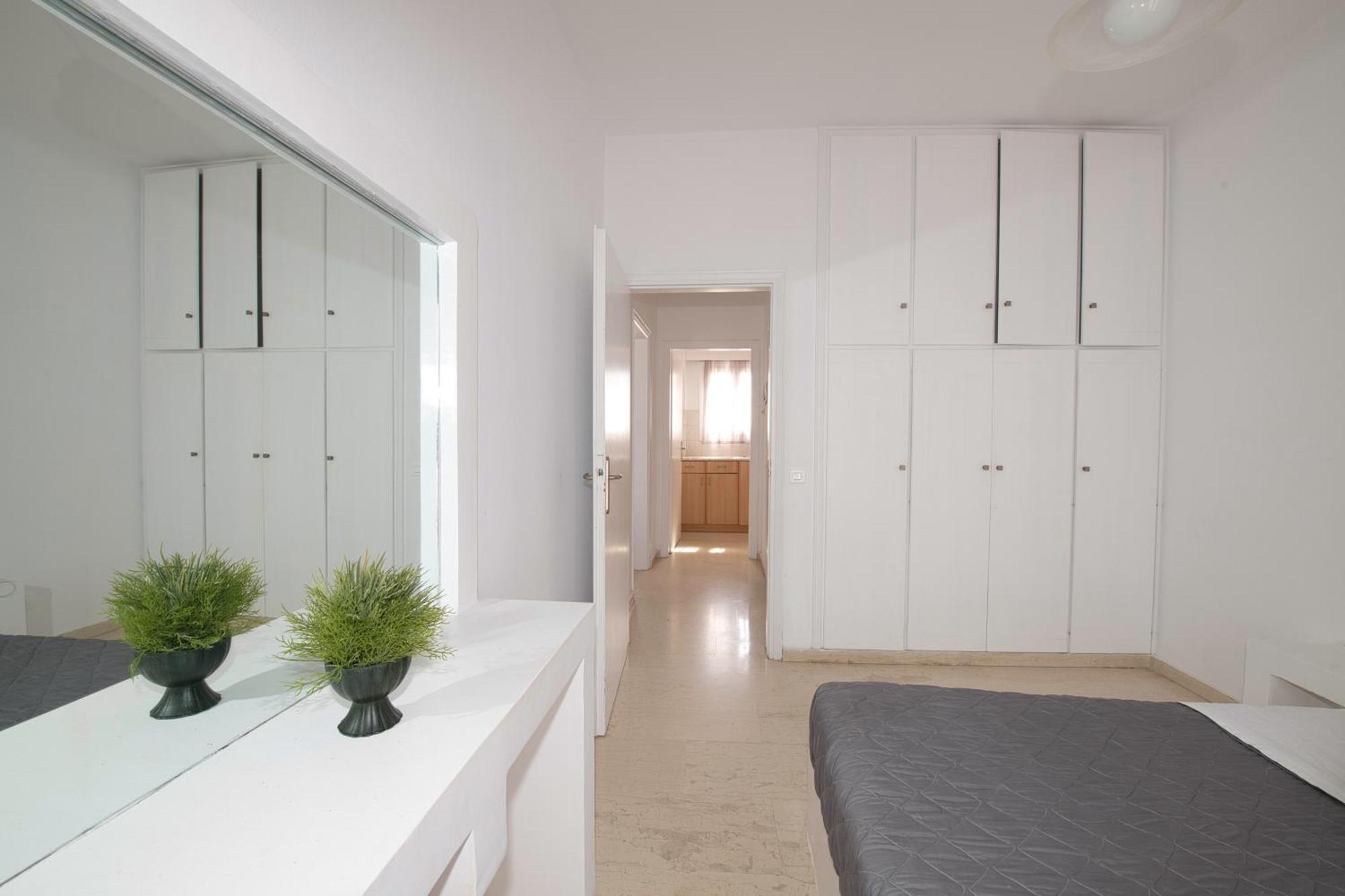 Ira Apartments Kamári Kültér fotó
