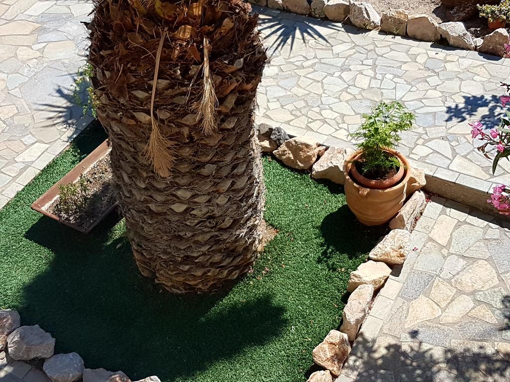 Ira Apartments Kamári Kültér fotó